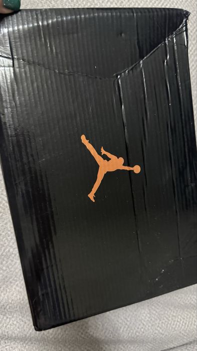 Кроссовки джордан новые