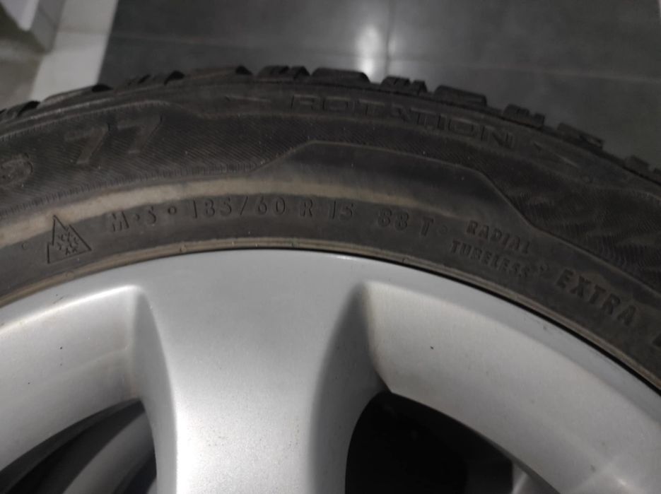 Alufelgi z oponami zimowymi 185/60 R15