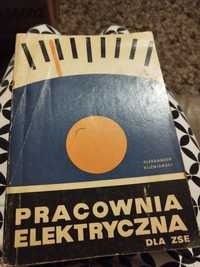 Pracownia elektryczna . 1972