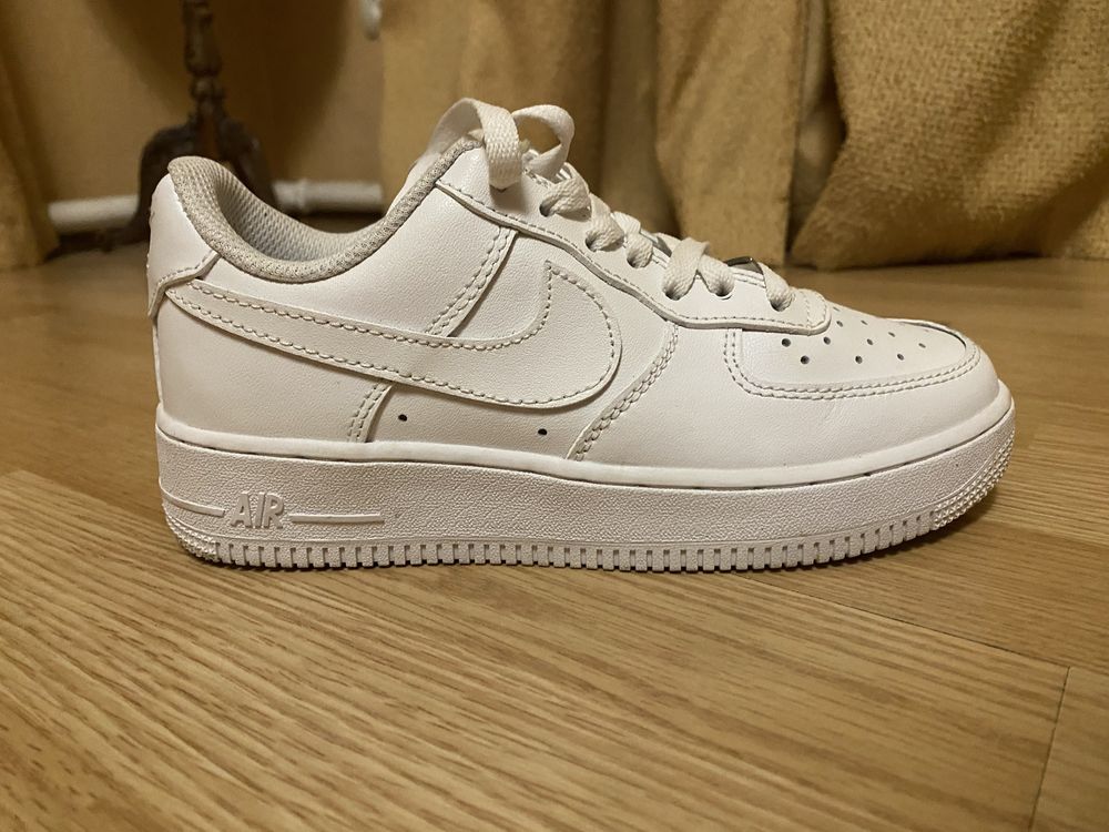 Продам кеди nike air force