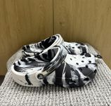 Klapki damskie Crocs  Marbled Clog r. 7, 37-38, NOWE