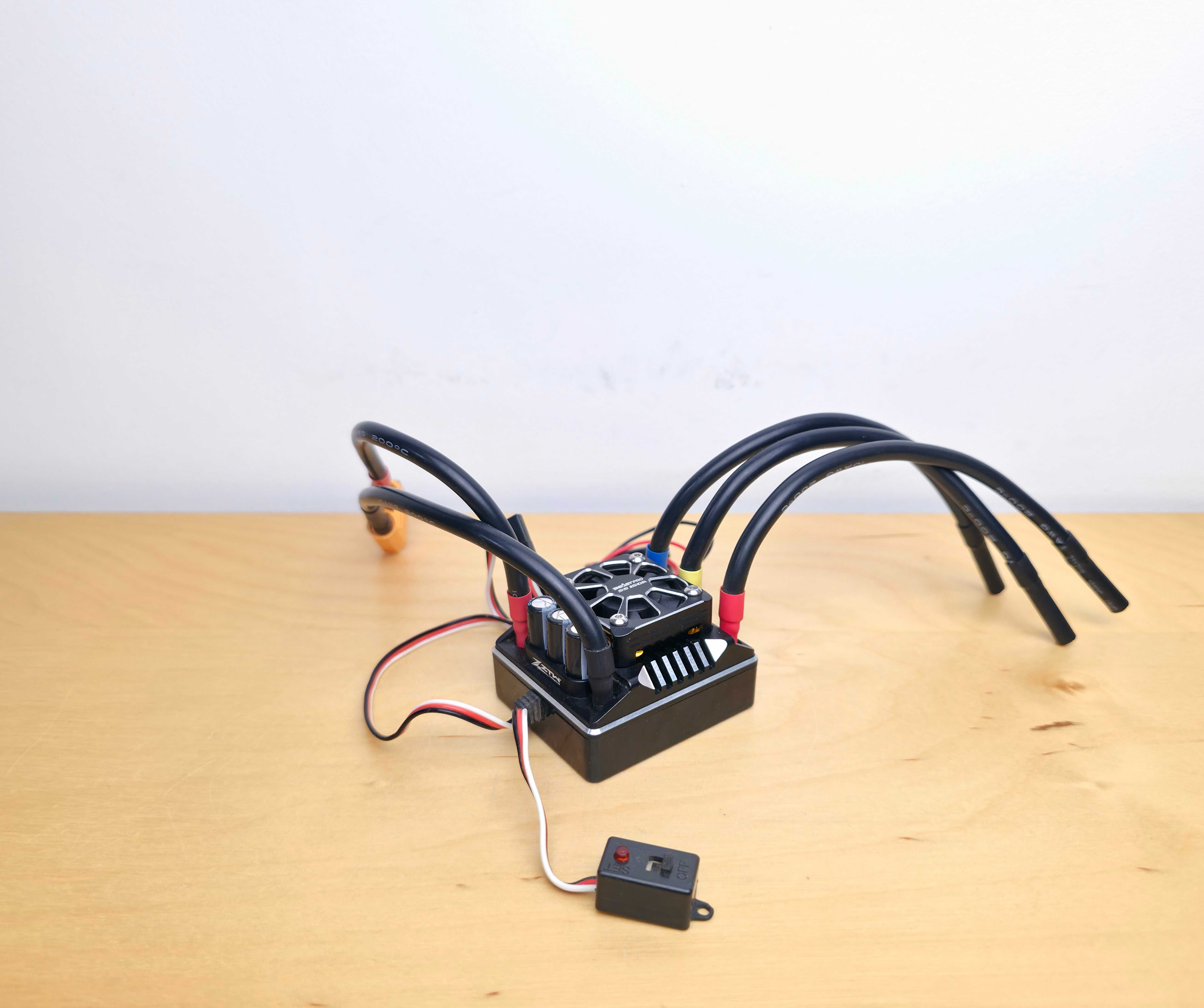 ZTW Beast PRO SS 150A 3-6S regulator do modeli RC