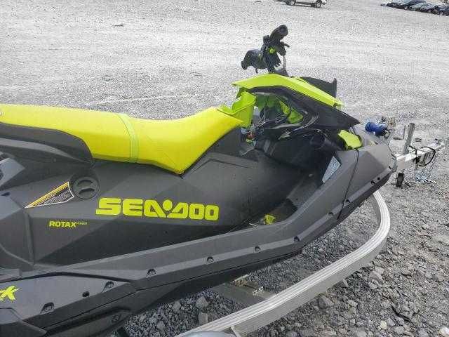 Skuter wodny Sea Doo Spark Trixx 3UP 2023 USZKODZONY