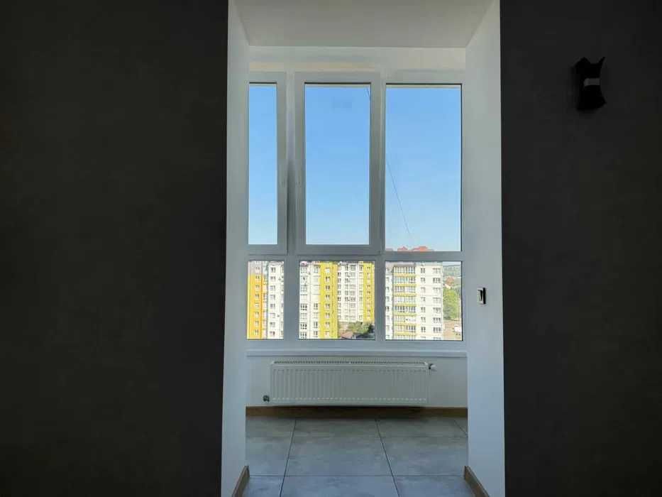 Продам терміново 1 кім в сучасному ЖК. Все включено в ціну. ПРОГРАМИ.