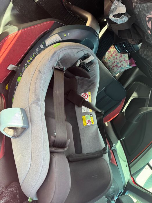 Fotelik samochodowy obrotowy swandoo Marie3