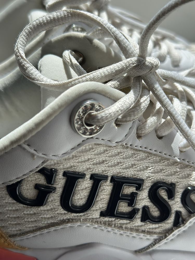 Кросовки GUESS