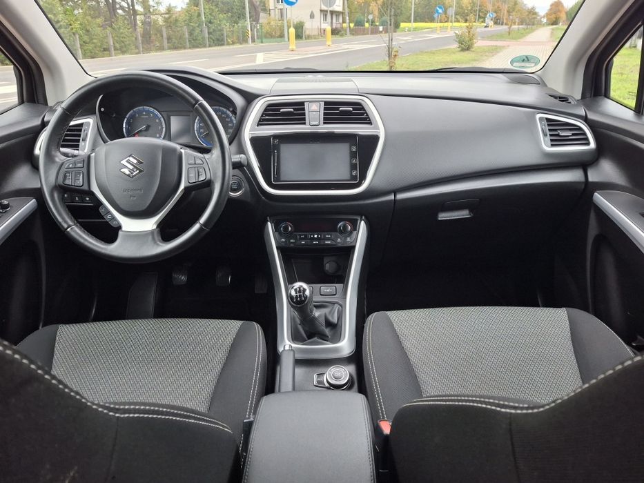 Suzuki sx4  s-cross 4x4 benzyna