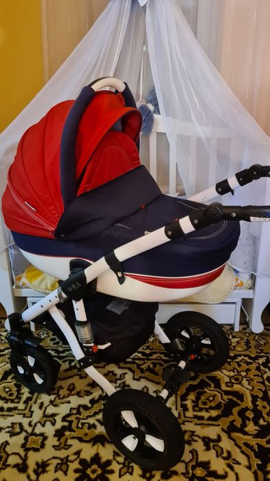 Продам дитячу коляску.