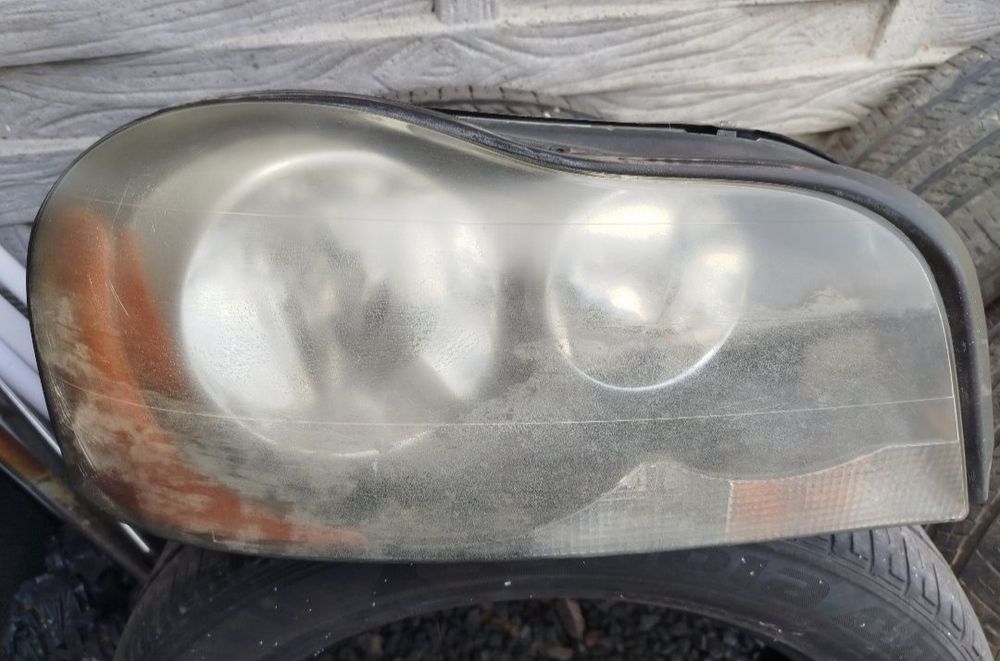 Polerowanie lamp samochodowych i lakierów