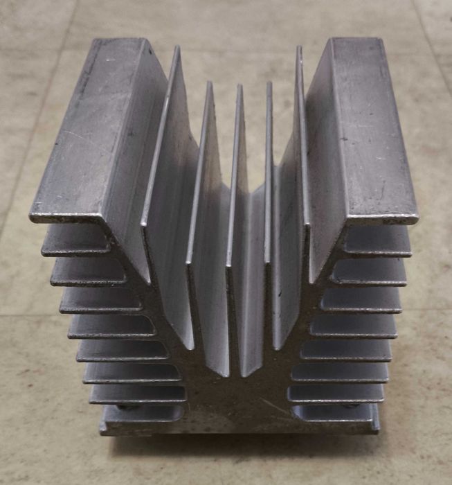 radiator aluminiowy duży 10cm*10cm*10cm Bytom