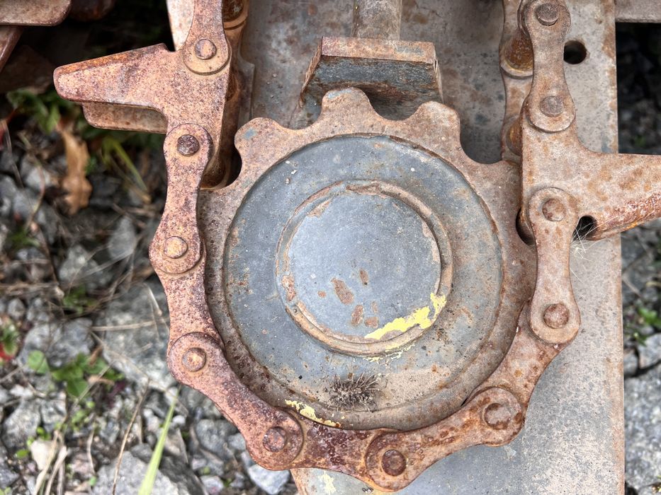 Жатка кукурудзяна КМС 6 з сечкарем. Під Нью Холланд