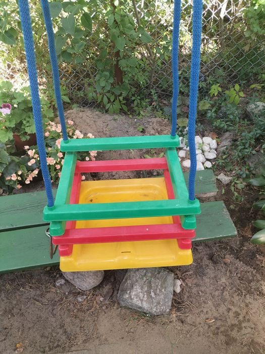 Oddam za darmo huśtawkę dla dzieci