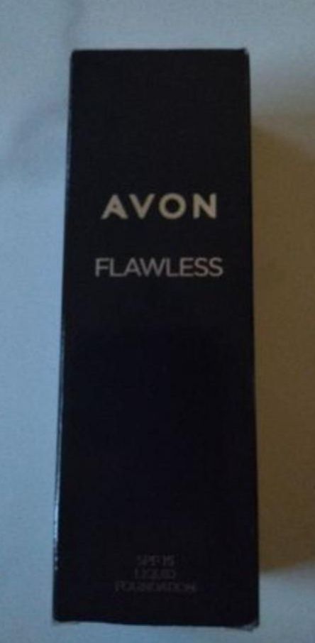 Podkład medium beige od AVON