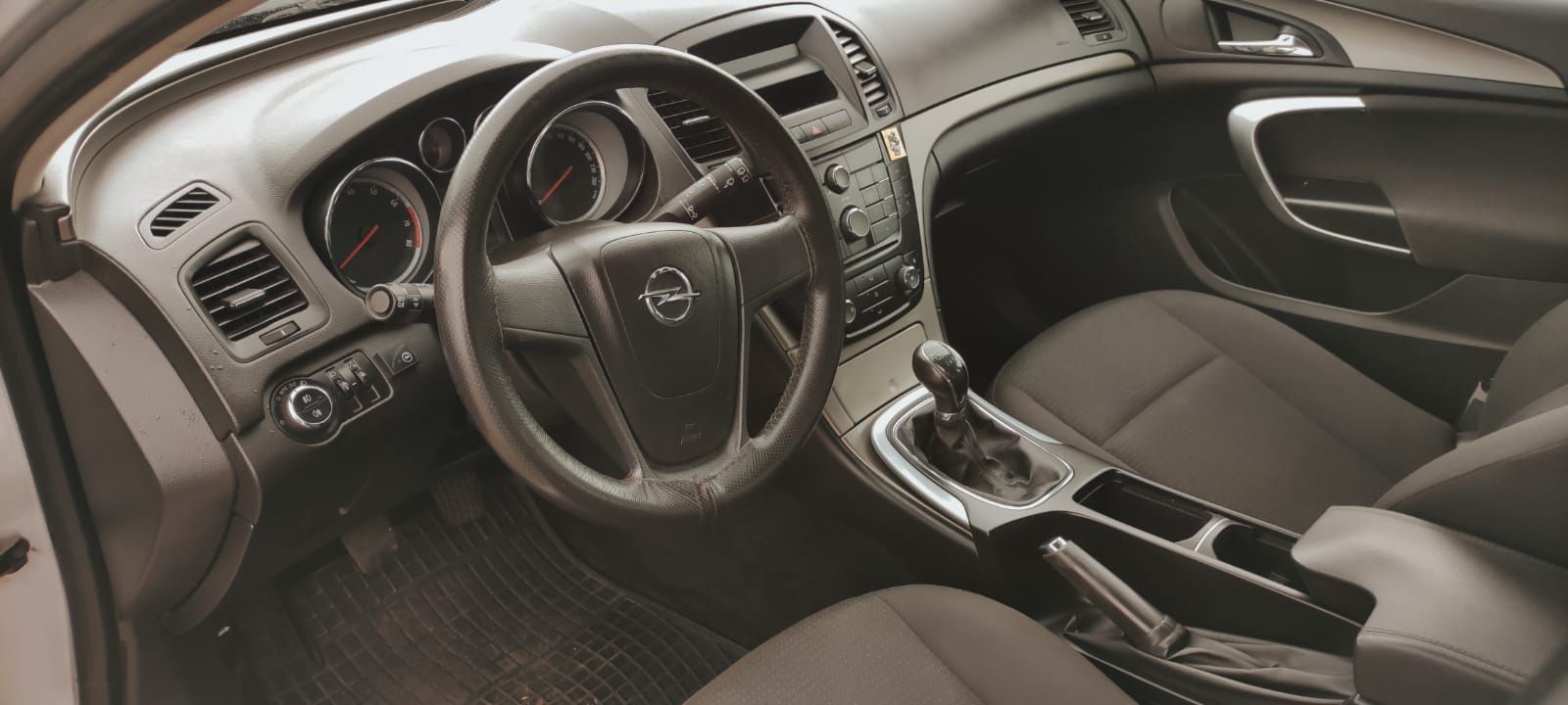 Opel Insignia sprzedaż lub zamiana 1.8 z LPG i diesel