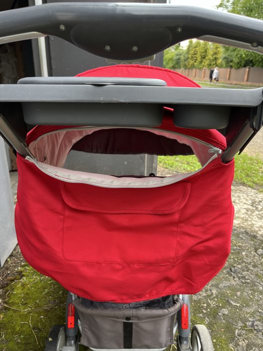 Літній візочок з гарною амартизацією