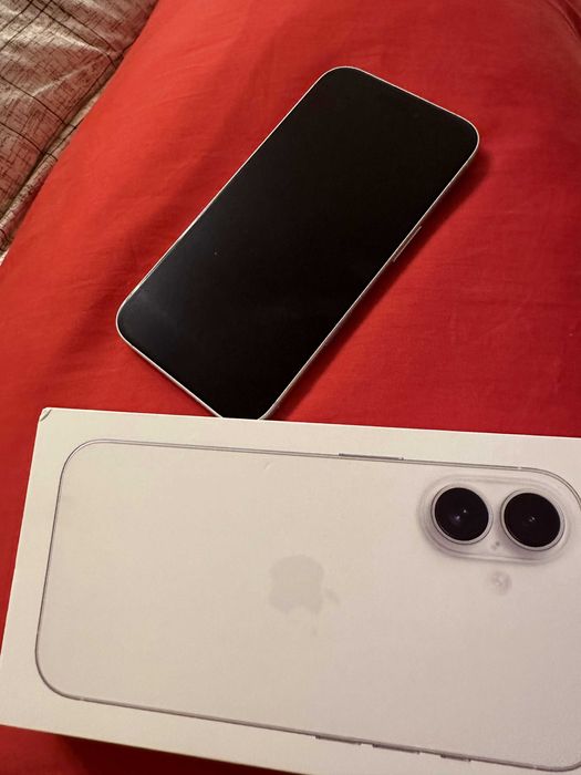 Apple iPhone 16 на 128 GB Neverlock. ІДЕАЛ! ВСЕ РІДНЕ!