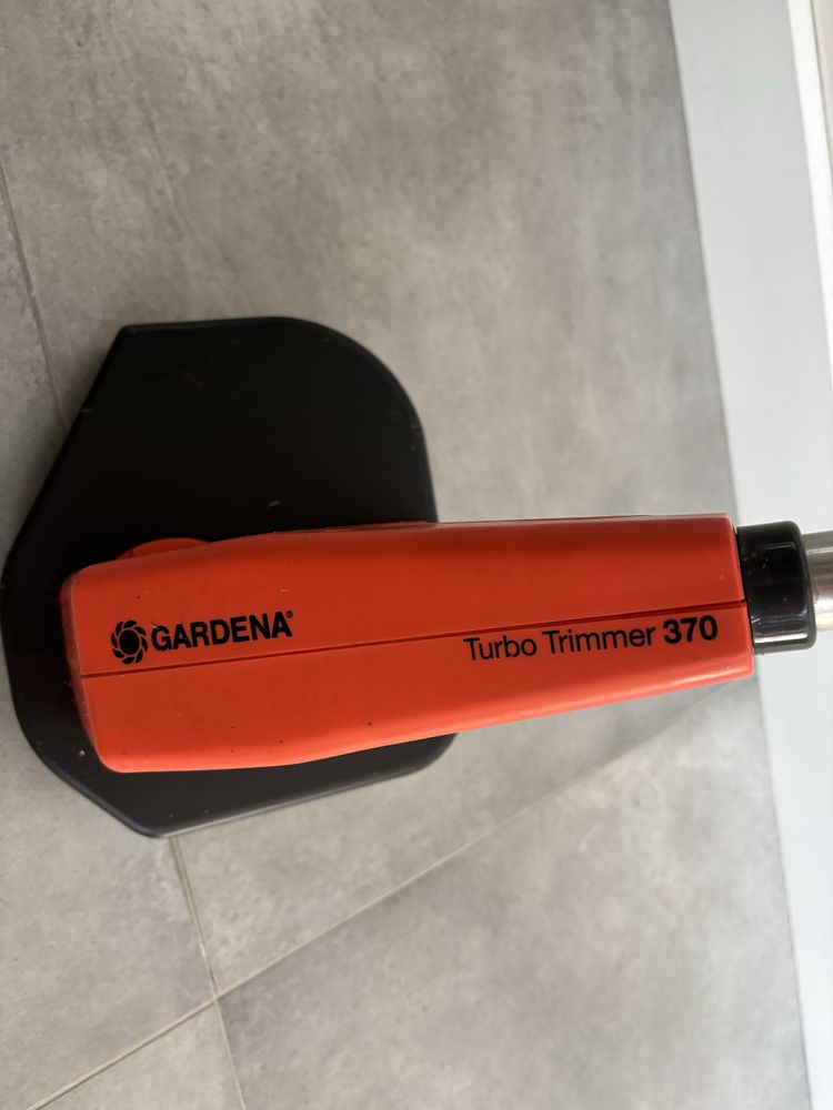 Podkaszarka Gardena Turbo Trimmer 370