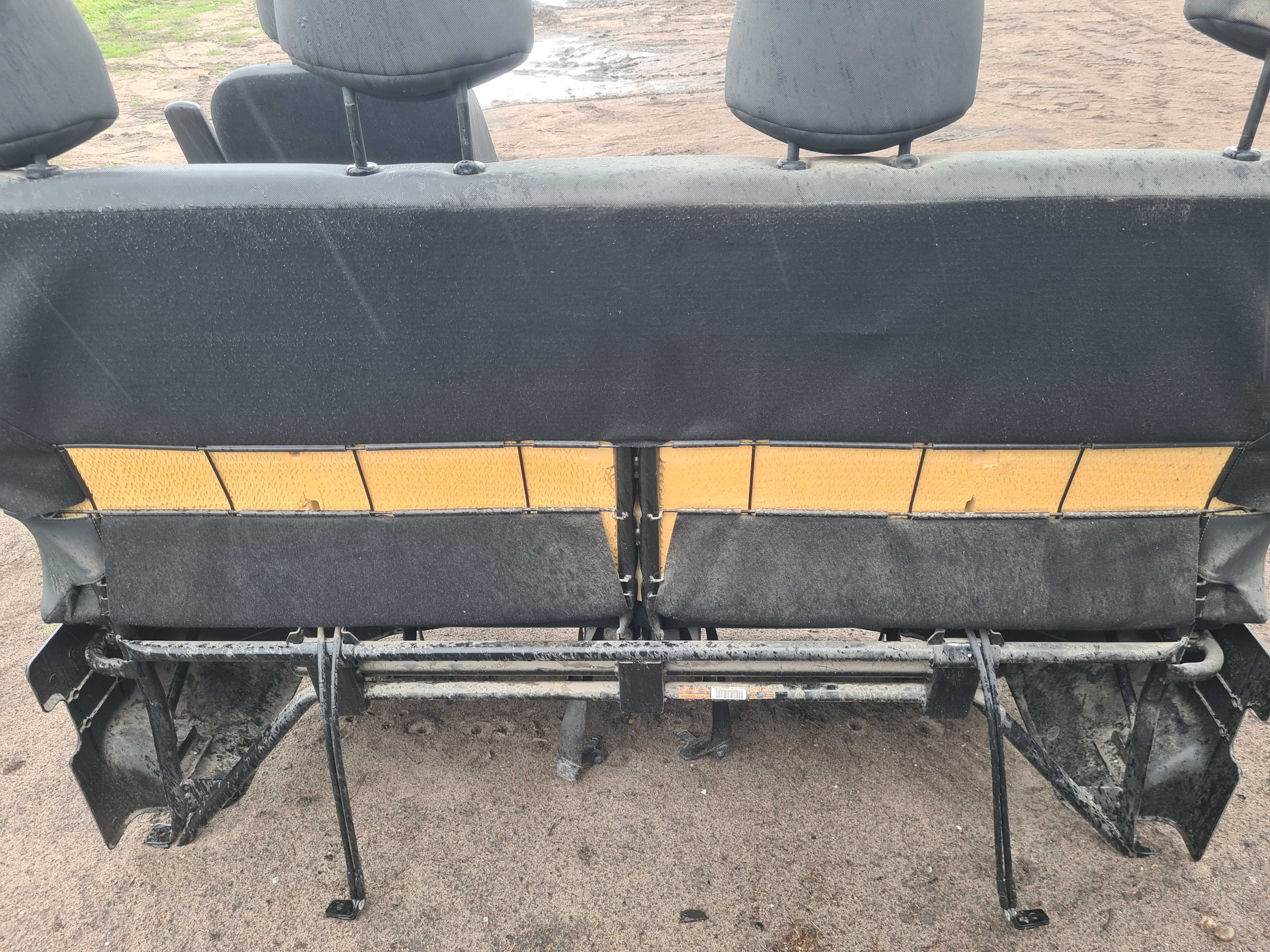 Renault Master III 2.3 doka kanapa czwórka brygadówka ławka