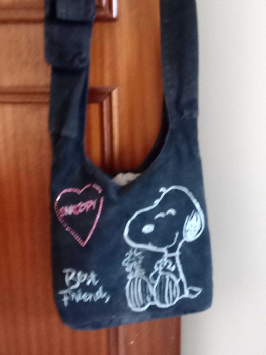 Mala de criança Snoopy em pano usada