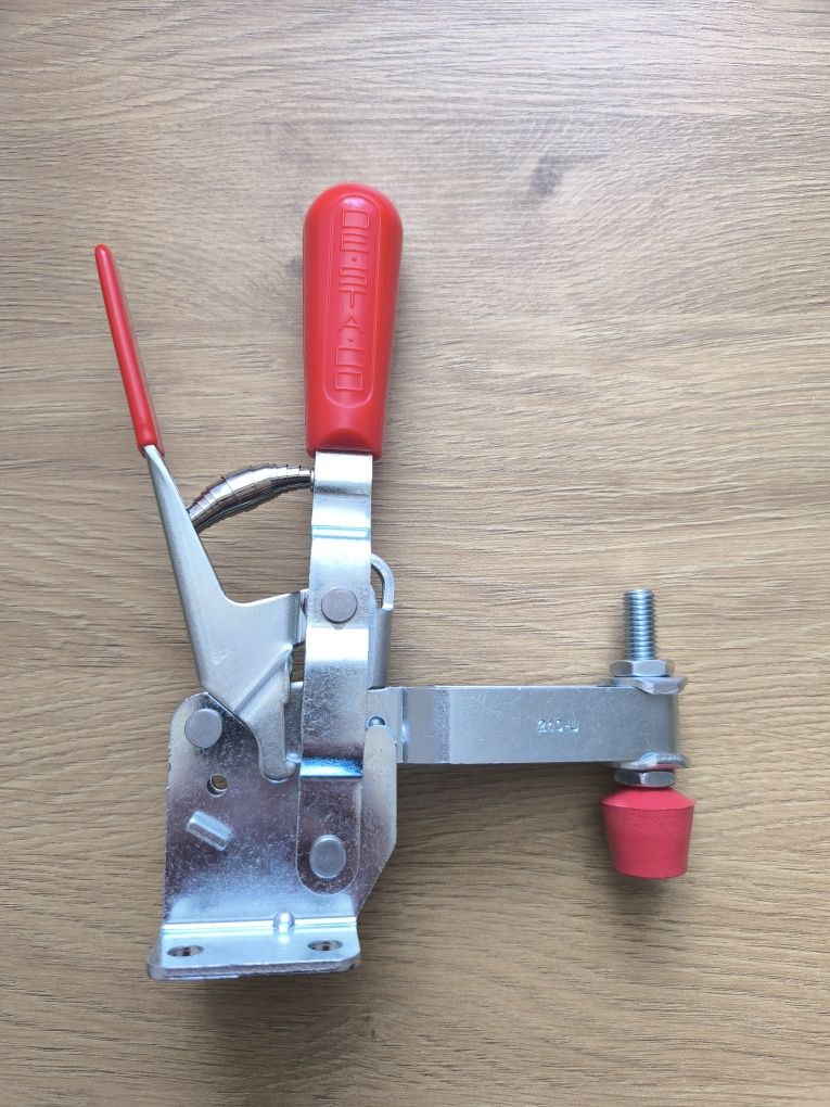 Docisk pionowy Destaco 210-UR