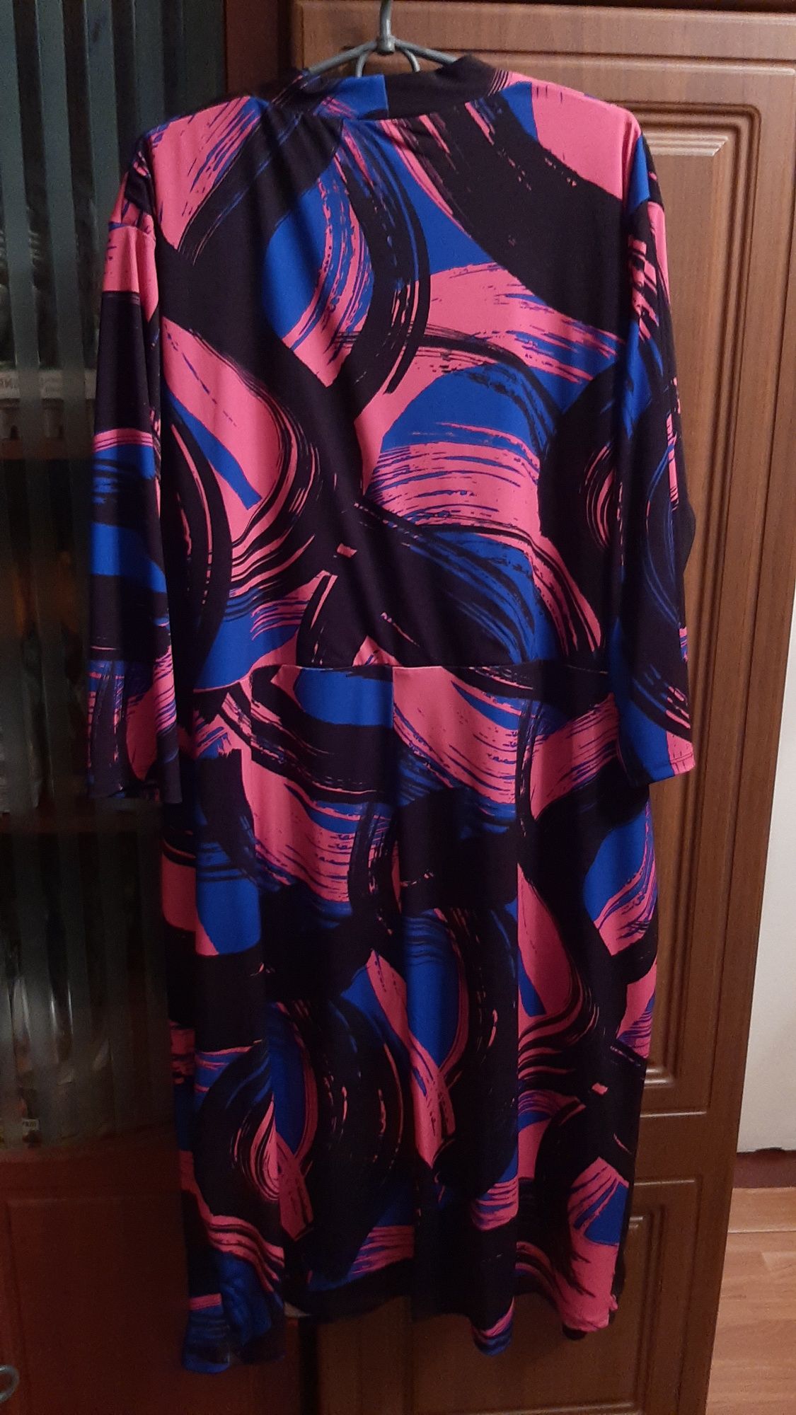 Новое стрейчевое платье Star Julien Mcdonald,размер 64