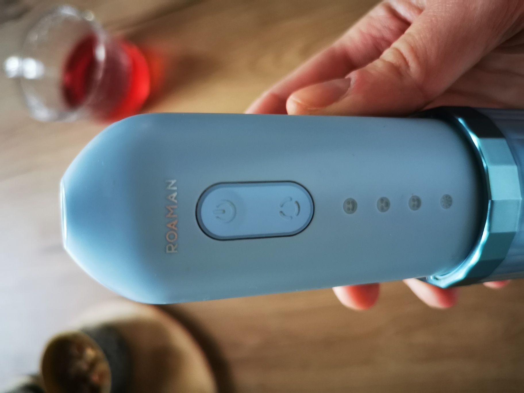 Irygator do zębów podróżny Roman ładowany składany na usb błękitny