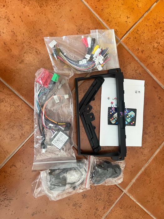 Moldura e canbus MAZDA CX-7 para Autoradio 9"