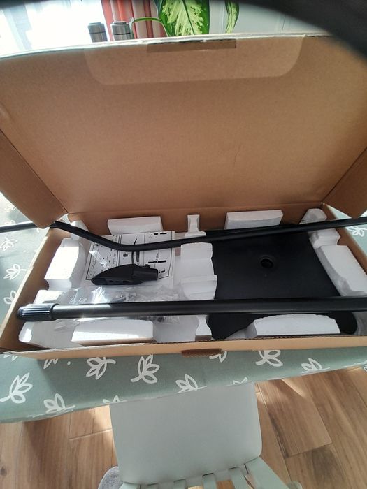 Stojak do głośnika