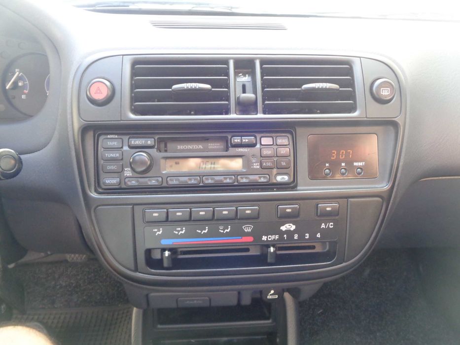 Honda Civic VTEC 1.5 LS VTEC