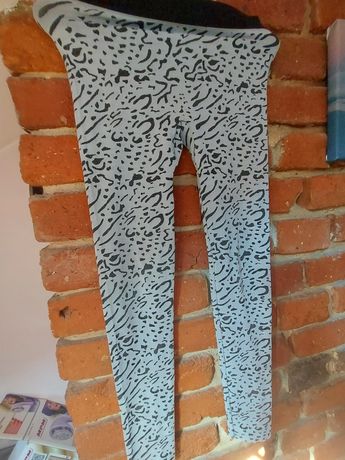 Legginsy w centki