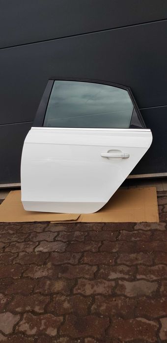 Drzwi lewy tył Audi a4 b8 Ly9c sedan