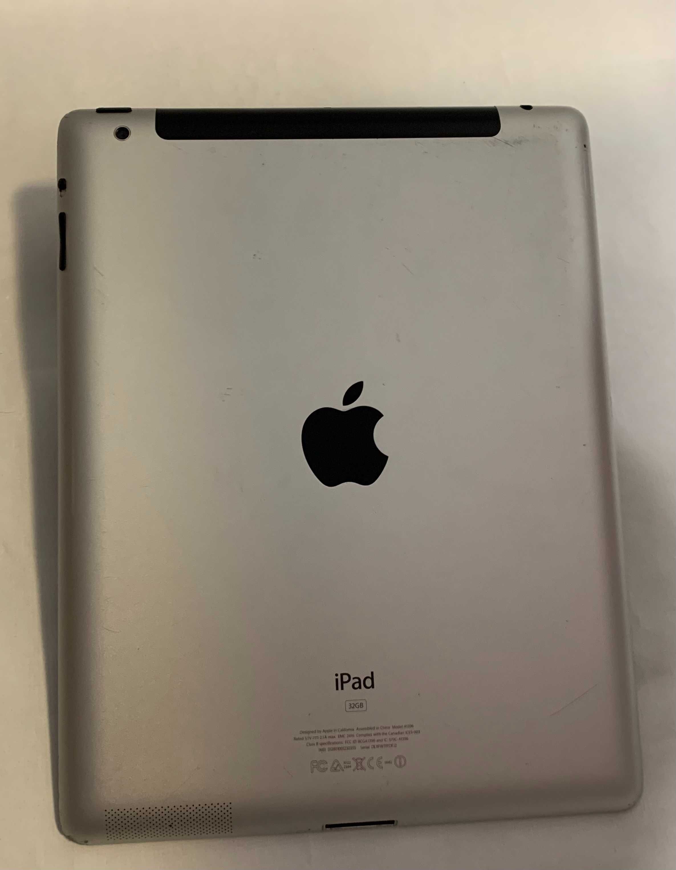 Планшет Apple iPad 2 Wi-Fi + 3G 32GB Black