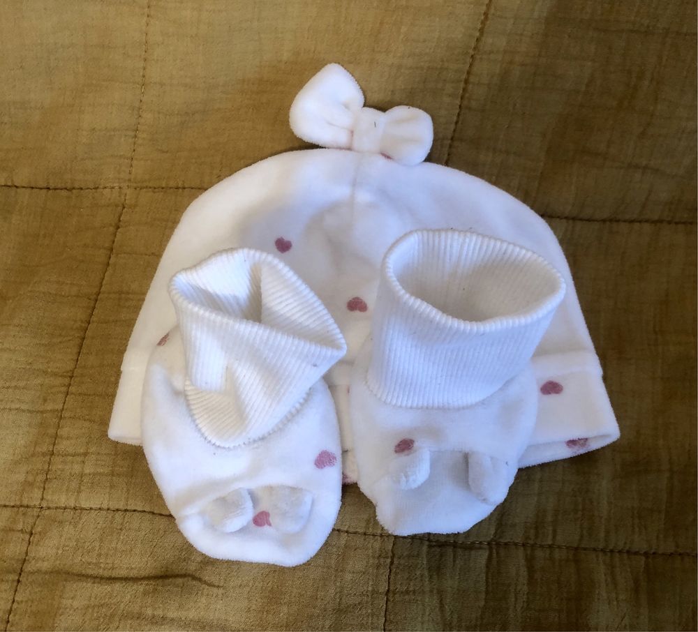 IDEXE' -шапка і носочки, дівч. 3-9 місяців, Італія