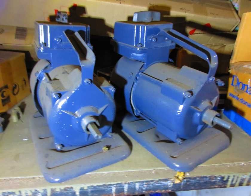 Вібратор глибинний ИВ-116.   118