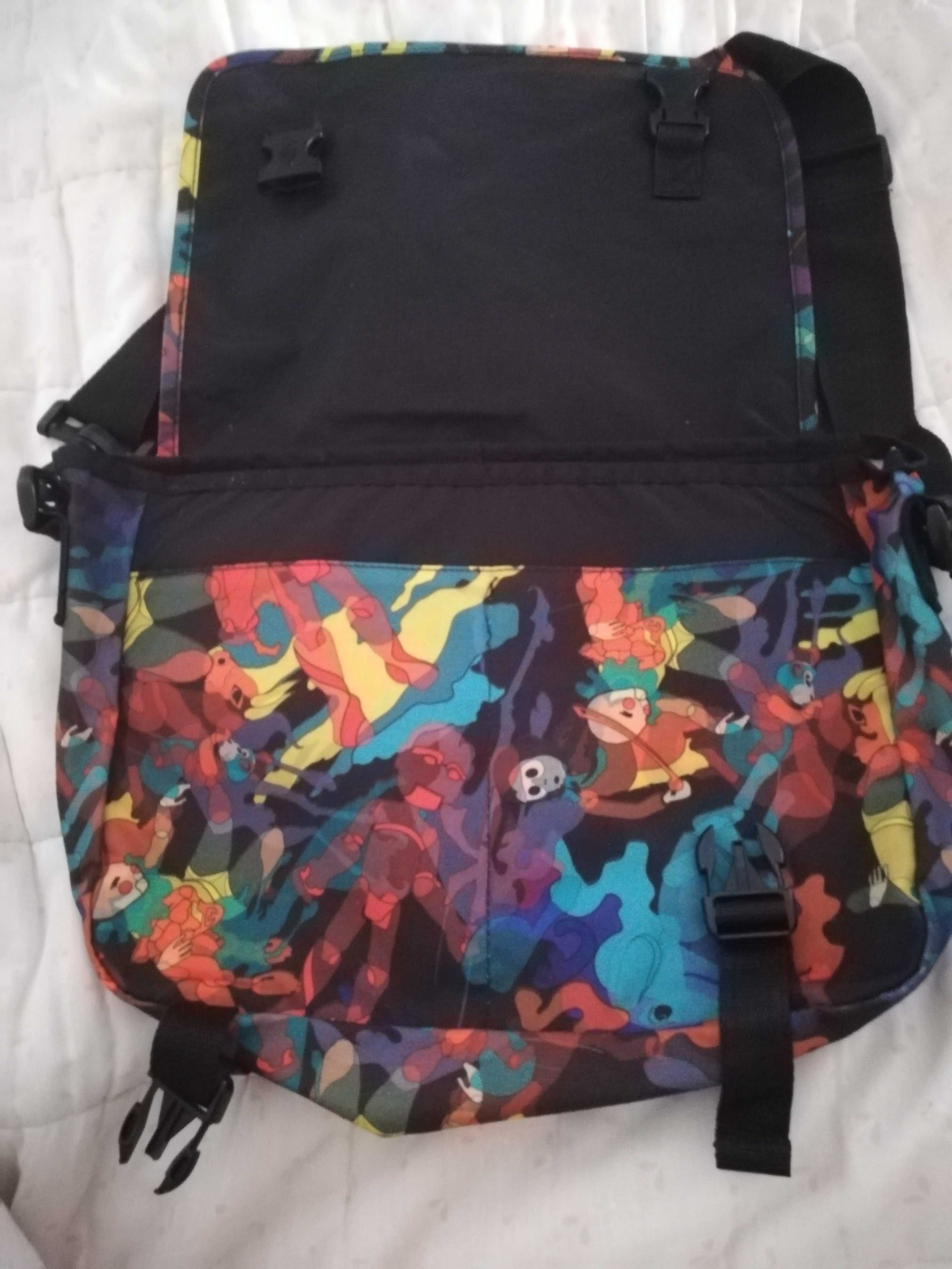 Mochila tiracolo Eastpak