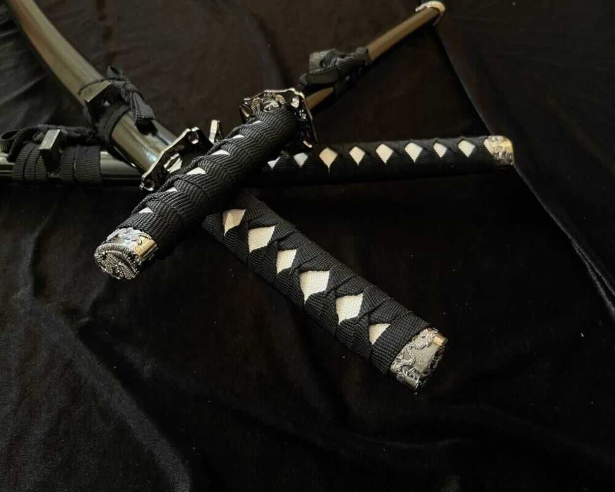 Czarny Zestaw Mieczy Katana Wakizashi Tanto Plus Stojak Hk1104