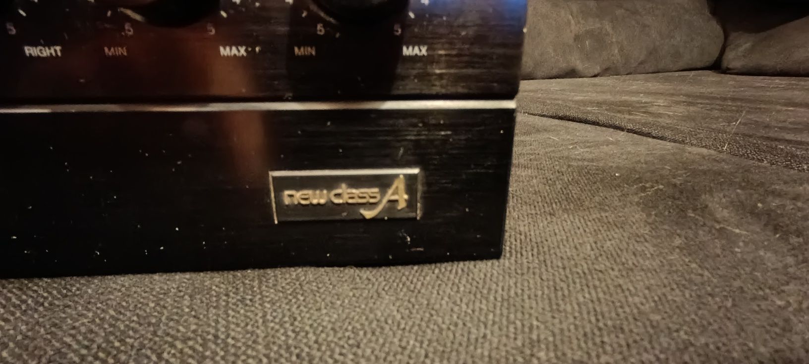 Amplificador e Radio Technics