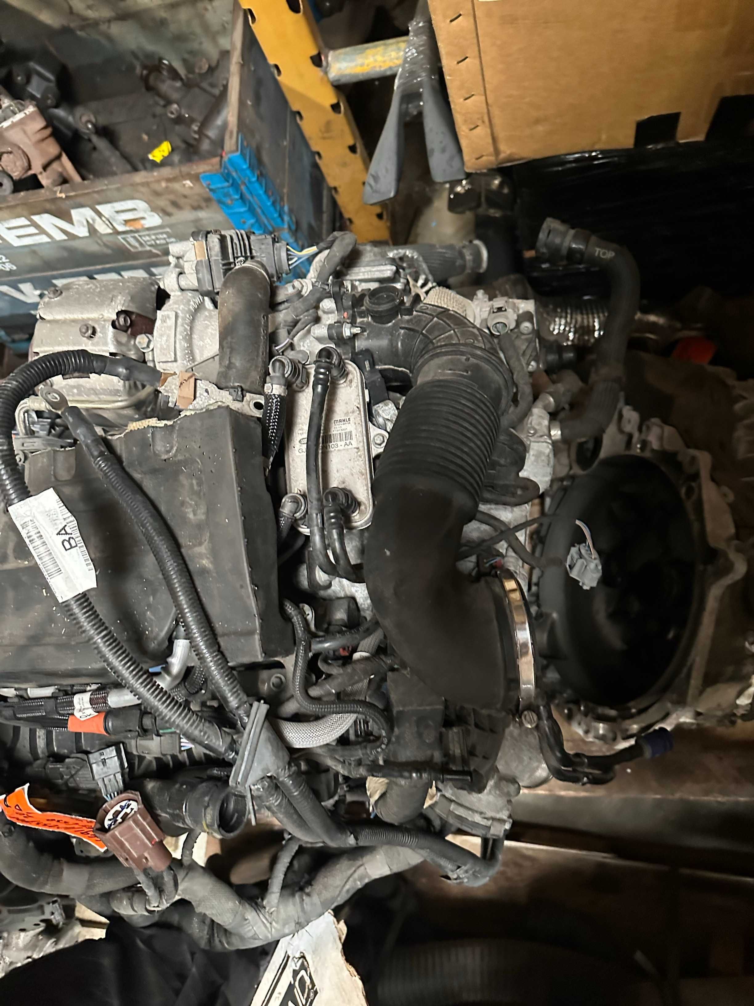 Range Rover Evoque DIscovery sport motor LR073828 com 6500km
