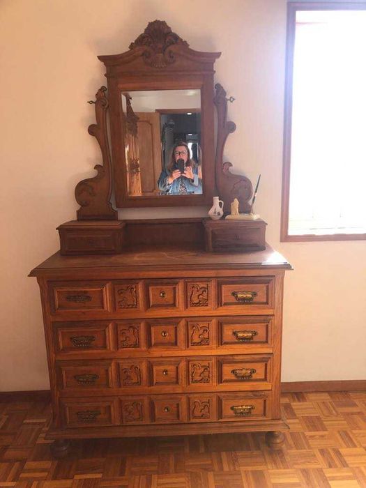 Mobilia de quarto de casal completa