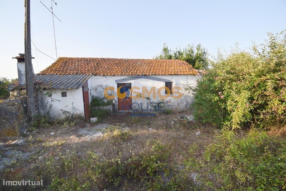 Moradia T2 c/ 6546 m2 terreno - Serra Candeeiros