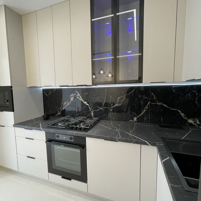 Укомплектована 2км квартира в обжитому новому ЖК у ЦЕНТРІ. вул Довга!