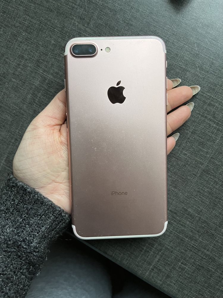 Iphone 7 plus rose gold