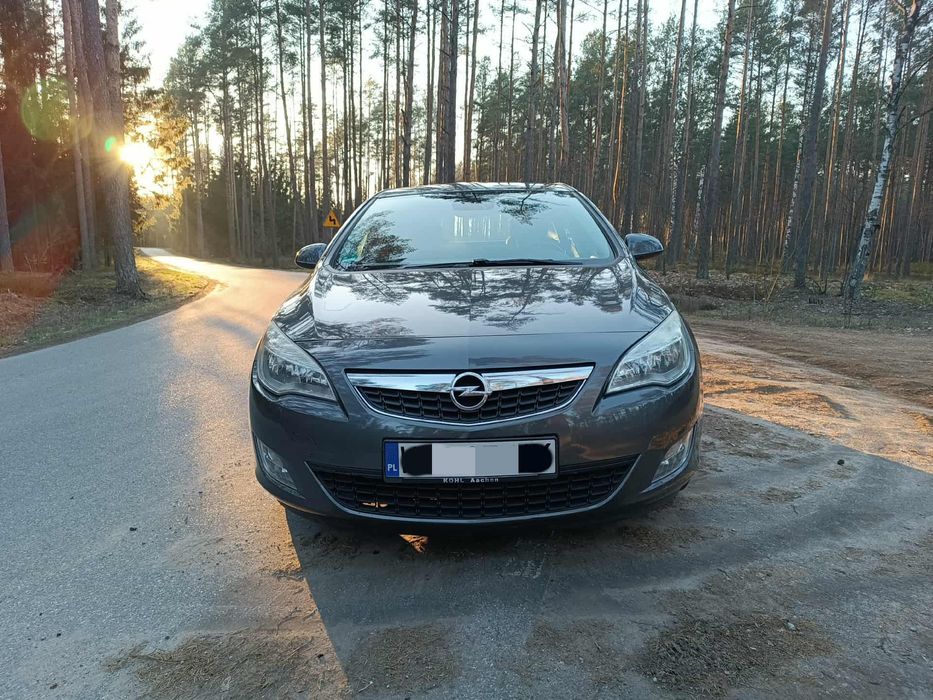 Opel astra J benzyna
