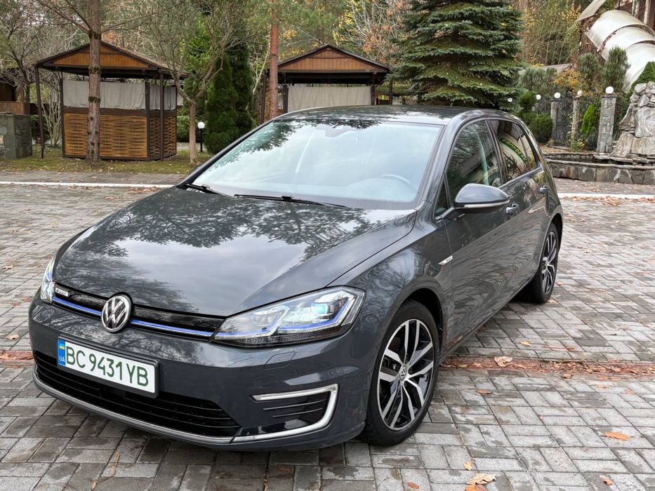 Volkswagen E-golf 2019