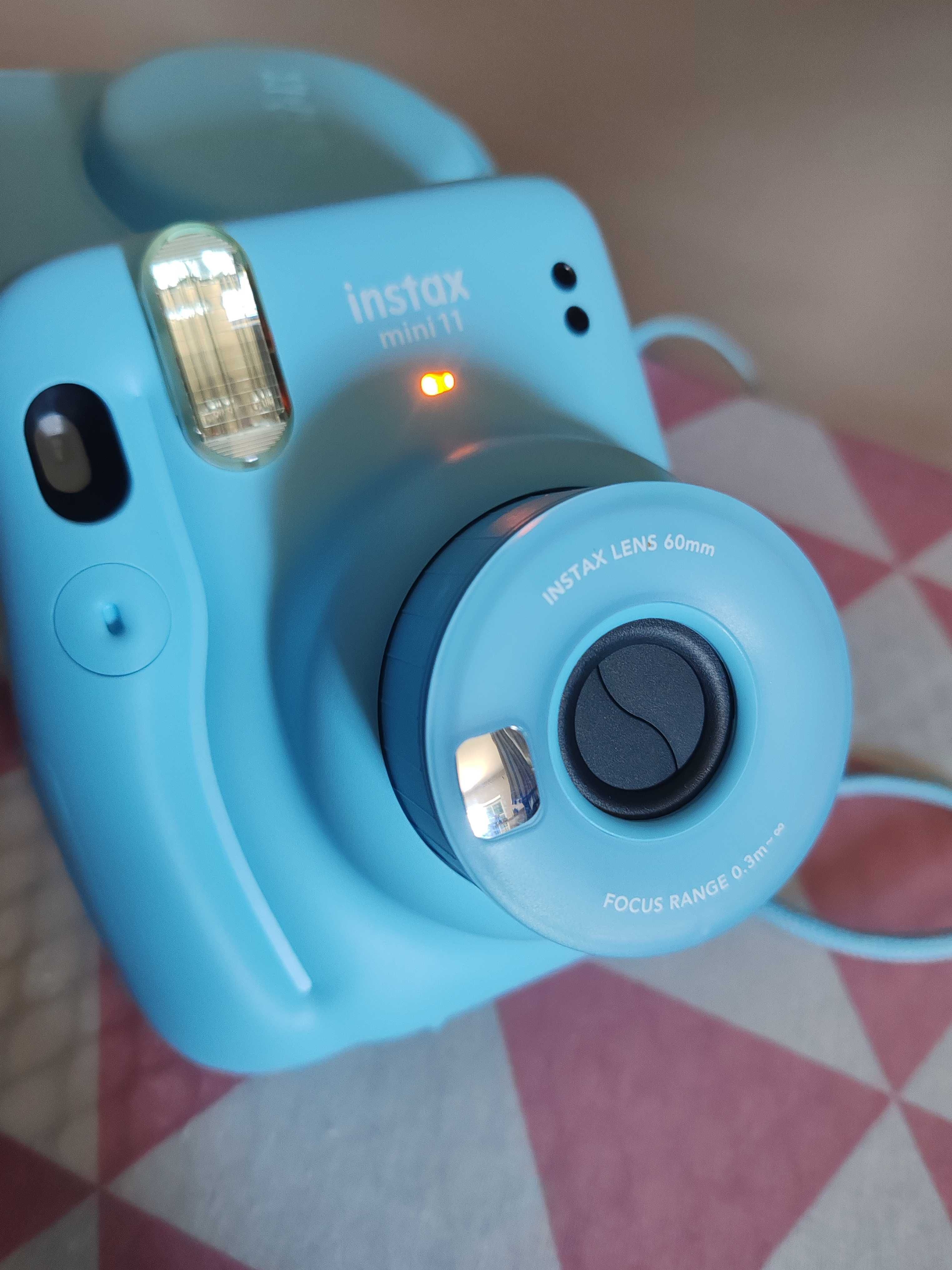 Câmara Instax mini 11