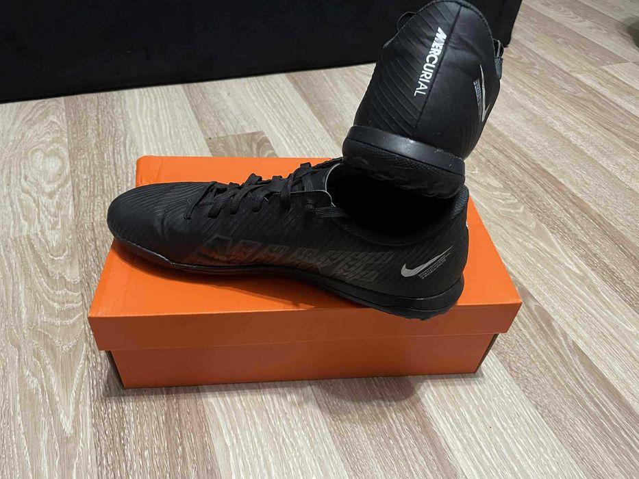 Buty sportowe NiKE Mercurial rozmiar EU45