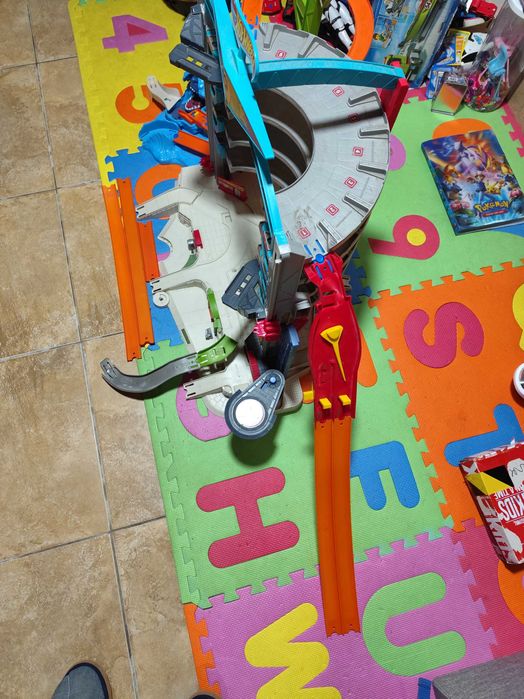 Garagem HotWheels