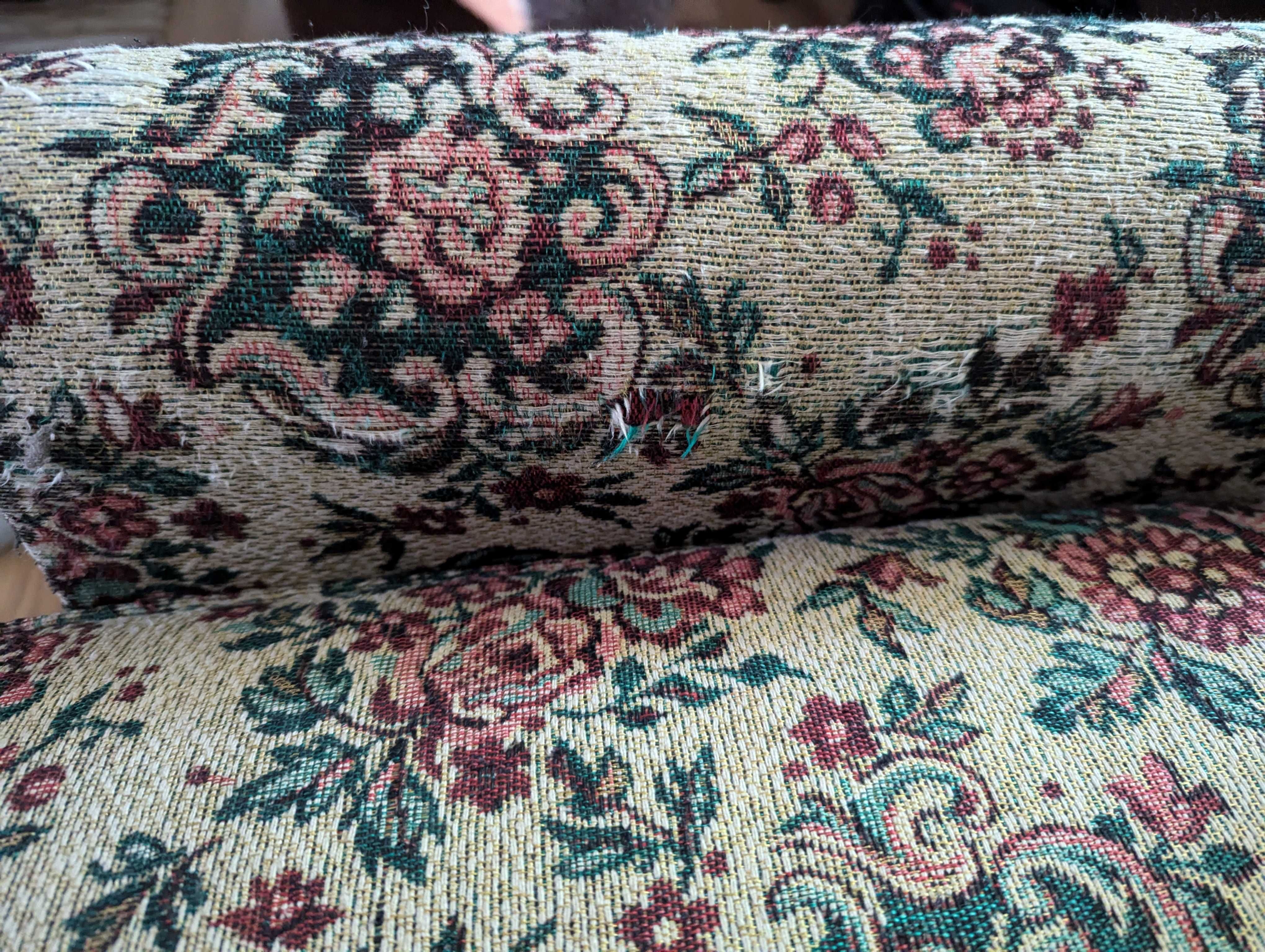 Sprzedam piękną czystą kanapę w stylu vintage Ludwik XVI w kwiaty
