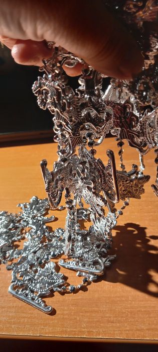 Zabawka na choinke łańcuch