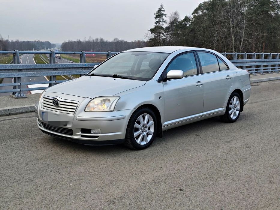 Toyota Avensis 2.0 147KM Polski Salon Bezwypadkowa Serwisowana Zamiana
